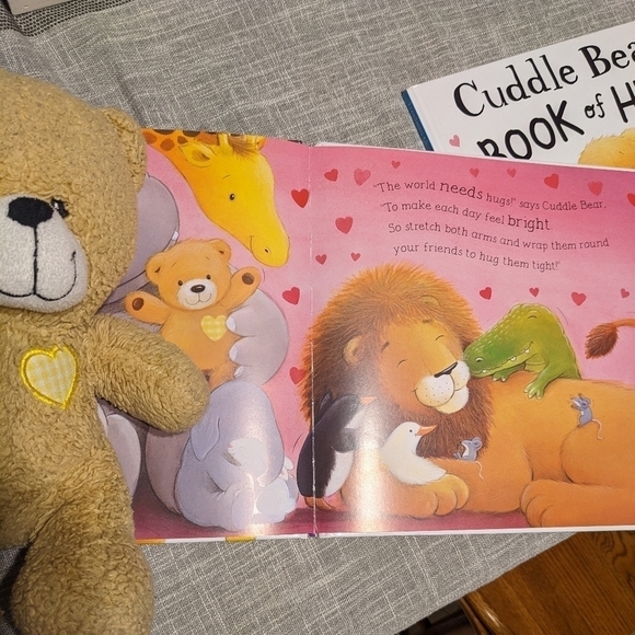 Usborne Cuddle Bear books and plush Bundle - Picture 3 of 6